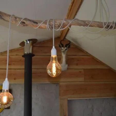 Σπίτι διακοπών Korentil . Cosy House With Private Garden