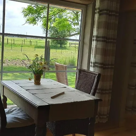 Σπίτι διακοπών Korentil . Cosy House With Private Garden De Haan